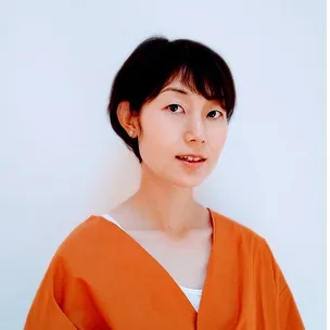 高岡 友佳